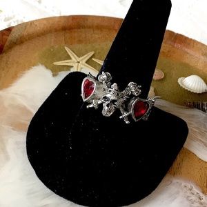 🖤RARE💕Pirates of the Caribbean Skull 💀 & ❤️ ring